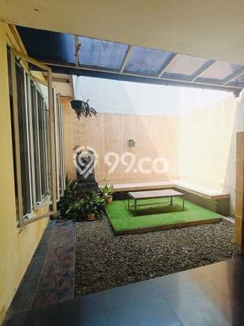 Jual Rumah Luas Elegan Dengan View Eksklusif di Kota Wisata, Jakarta Timur Jual Rumah Luas Elegan Dengan View Eksklusif di Kota Wisata, Jakarta Timur