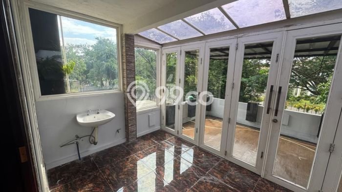 Rumah sewa siap pakai 4 Kamar Tidur di Legenda Wisata, Jakarta Timur Rumah sewa siap pakai 4 Kamar Tidur di Legenda Wisata, Jakarta Timur