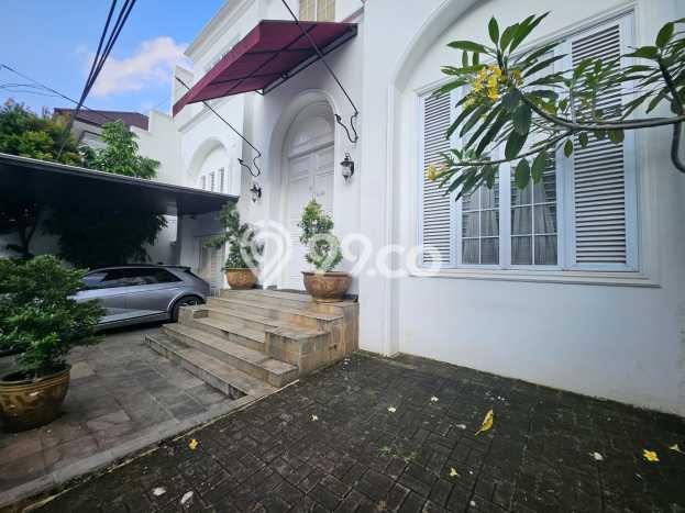 Rumah Bagus Siap Huni Di Menteng Luas 350m2 Lokasi Strategis Rumah Bagus Siap Huni Di Menteng Luas 350m2 Lokasi Strategis