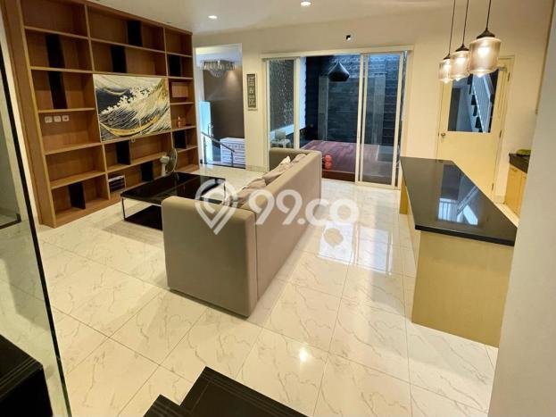 Rumah Luxury Modern Tanpa Renovasi di Rawamangun Jakarta Timur Rumah Luxury Modern Tanpa Renovasi di Rawamangun Jakarta Timur