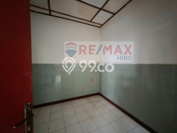 Dijual Hunian Rumah Terawat 5 Kamar di Jatibening, Bekasi Dijual Hunian Rumah Terawat 5 Kamar di Jatibening, Bekasi