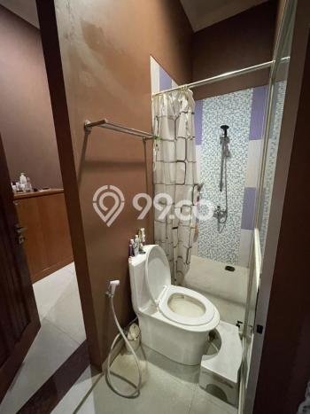 Hunian Cantik Modern Lb 180m2 di Kelapa Dua, Tangerang Hunian Cantik Modern Lb 180m2 di Kelapa Dua, Tangerang