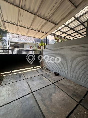 Rumah Elit Modern Tanpa Renovasi di Rempoa Tangerang Selatan Rumah Elit Modern Tanpa Renovasi di Rempoa Tangerang Selatan