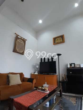 Rumah Elit Modern Tanpa Renovasi di Rempoa Tangerang Selatan Rumah Elit Modern Tanpa Renovasi di Rempoa Tangerang Selatan