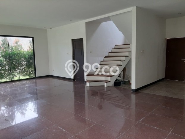 Rumah Elit LB 250m2 Siap Pakai Desain Elegan di Tanah Sareal, Bogor Rumah Elit LB 250m2 Siap Pakai Desain Elegan di Tanah Sareal, Bogor