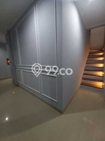 Hunian Cantik Minimalis Lb 150m2 di Ciputat, Tangerang Selatan Hunian Cantik Minimalis Lb 150m2 di Ciputat, Tangerang Selatan