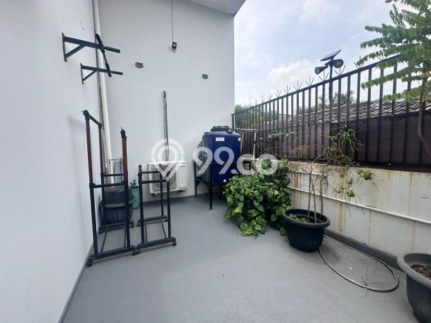 Rumah Elit Modern Tanpa Renovasi di Bintaro Tangerang Selatan Rumah Elit Modern Tanpa Renovasi di Bintaro Tangerang Selatan
