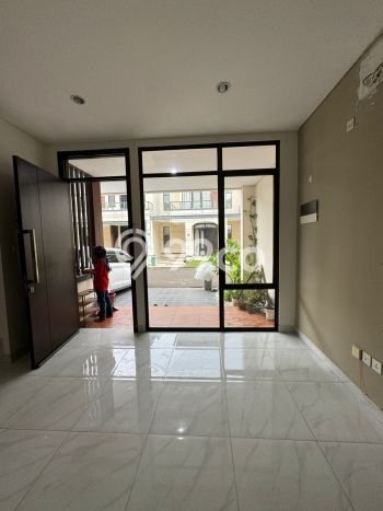 Rumah Modern Minimalis 4 KT Siap Huni di Tangerang Rumah Modern Minimalis 4 KT Siap Huni di Tangerang