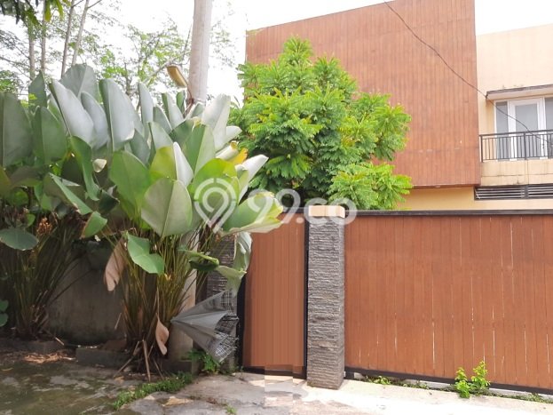 Rumah Elit LB 250m2 Siap Pakai Desain Elegan di Tanah Sareal, Bogor Rumah Elit LB 250m2 Siap Pakai Desain Elegan di Tanah Sareal, Bogor