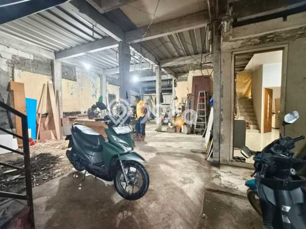Jual Rumah Eksklusif 7 KT di Cikunir, Bekasi Jual Rumah Eksklusif 7 KT di Cikunir, Bekasi