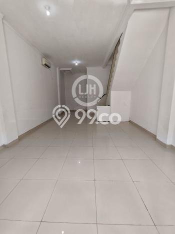 FOR RENT! Ruko di Jaka Setia Cocok untuk Bisnis 135m2 FOR RENT! Ruko di Jaka Setia Cocok untuk Bisnis 135m2