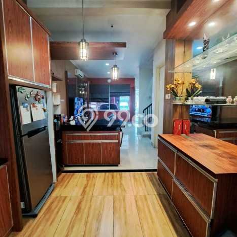 Rumah Luas Asri 4 KT Siap Huni di Galaxy Bekasi Rumah Luas Asri 4 KT Siap Huni di Galaxy Bekasi