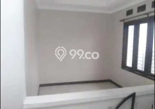 Disewakan Rumah Harga Terjangkau di Bintara Bekasi dengan 3 KT Disewakan Rumah Harga Terjangkau di Bintara Bekasi dengan 3 KT