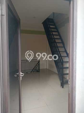 Ruko disewakan lokasi strategis Duren Sawit Jakarta Timur 90m2 Ruko disewakan lokasi strategis Duren Sawit Jakarta Timur 90m2