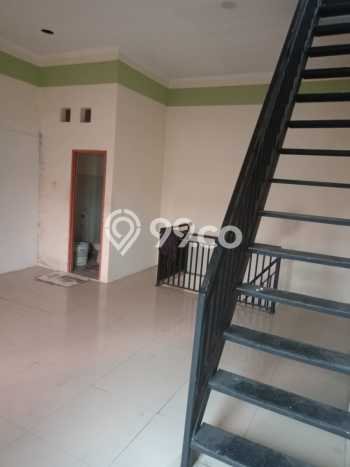 Ruko disewakan lokasi strategis Duren Sawit Jakarta Timur 90m2 Ruko disewakan lokasi strategis Duren Sawit Jakarta Timur 90m2