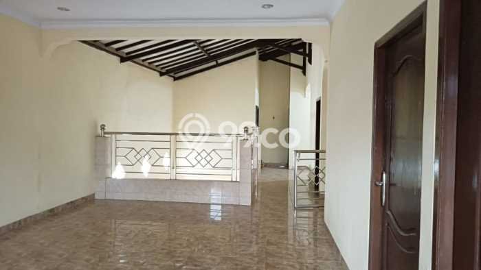 Dijual Rumah 5 Kamar Lokasi Ideal Bagus dan Strategis di Citeureup Dijual Rumah 5 Kamar Lokasi Ideal Bagus dan Strategis di Citeureup