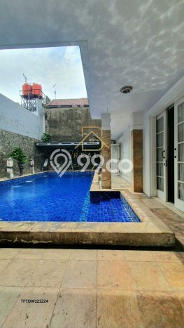 Hunian Mewah LB 275m2 Siap Pakai Desain Elegan di Cipete, Jakarta Selatan Hunian Mewah LB 275m2 Siap Pakai Desain Elegan di Cipete, Jakarta Selatan
