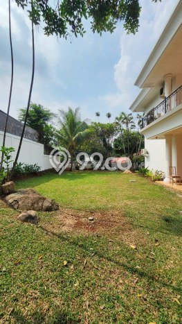 Rumah Elit Modern Tanpa Renovasi di Kemang Jakarta Selatan Rumah Elit Modern Tanpa Renovasi di Kemang Jakarta Selatan