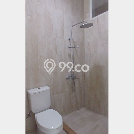 Rumah sewa siap pakai 3 KT di Raffles Hills, Jakarta Timur Rumah sewa siap pakai 3 KT di Raffles Hills, Jakarta Timur