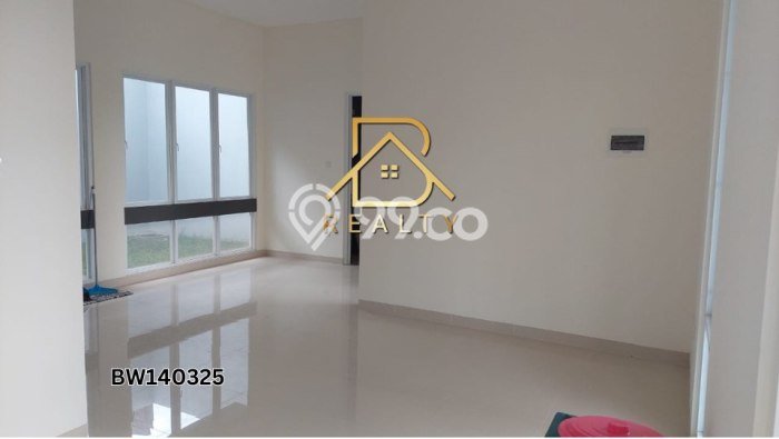 Jual Rumah Luas Megah Dengan View Cantik di Cibubur, Jakarta Timur Jual Rumah Luas Megah Dengan View Cantik di Cibubur, Jakarta Timur