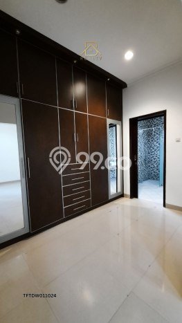 KESEMPATAN TERBAIK! Rumah di , 5 KT, Siap Huni, LT 500m2m² LB 300m2m² KESEMPATAN TERBAIK! Rumah di , 5 KT, Siap Huni, LT 500m2m² LB 300m2m²