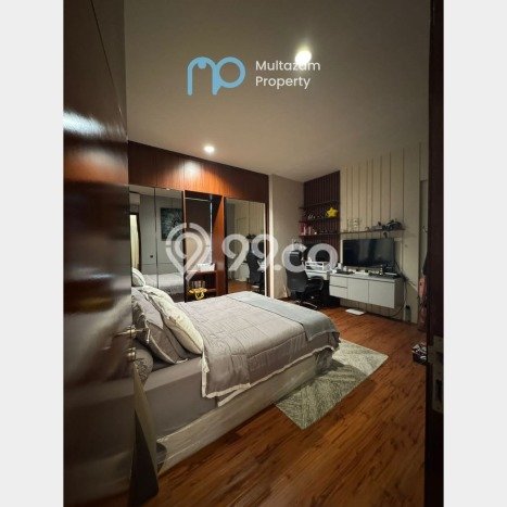 Siap Huni Hunian Elit 4 Kamar di BSD Dekat ke Mana Pun Siap Huni Hunian Elit 4 Kamar di BSD Dekat ke Mana Pun