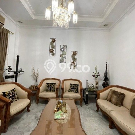 Jual Rumah Luas Megah Dengan View Cantik di Pondok Indah, Jakarta Selatan Jual Rumah Luas Megah Dengan View Cantik di Pondok Indah, Jakarta Selatan