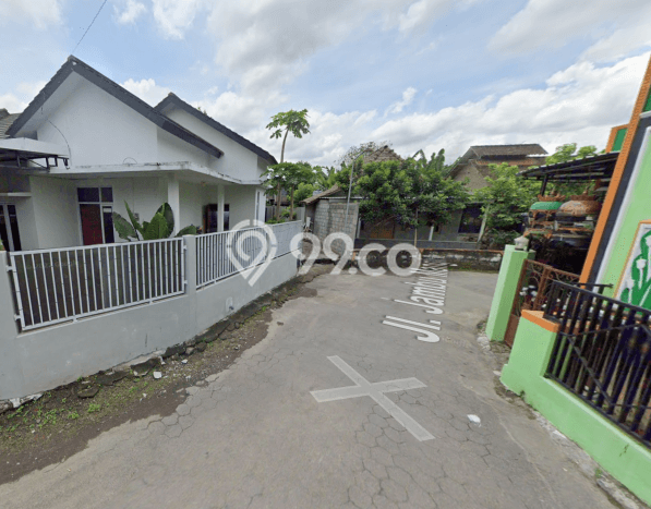 AREA PROSPEKTIF! Tanah Kawasan Mlati, Luas 242m2m², Akses Fasilitas Umum AREA PROSPEKTIF! Tanah Kawasan Mlati, Luas 242m2m², Akses Fasilitas Umum