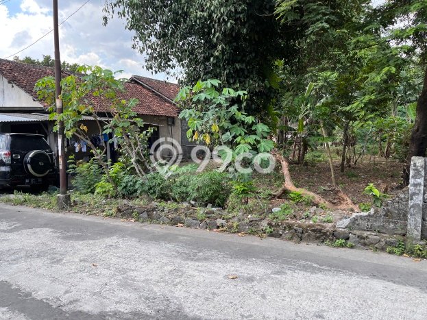 PENAWARAN MENARIK! Tanah di Ngaglik, Luas 500m2m², Lokasi Prima PENAWARAN MENARIK! Tanah di Ngaglik, Luas 500m2m², Lokasi Prima