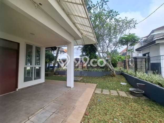 Rumah Elit Modern Tanpa Renovasi di Setiabudi Bandung Rumah Elit Modern Tanpa Renovasi di Setiabudi Bandung