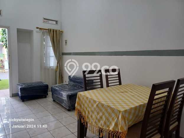 Rumah Sewa Bandung LT 108m2 LB 149m2 Kawasan Kota Baru Parahyangan Rumah Sewa Bandung LT 108m2 LB 149m2 Kawasan Kota Baru Parahyangan