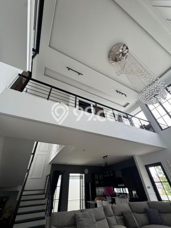 Ready to Use! Luxury House LT 450m2 Desain Elegan di Setiabudi Ready to Use! Luxury House LT 450m2 Desain Elegan di Setiabudi