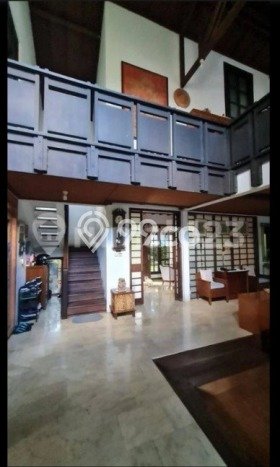 Dijual Rumah Luas Elegan Dengan View Eksklusif di Dago, Bandung Dijual Rumah Luas Elegan Dengan View Eksklusif di Dago, Bandung