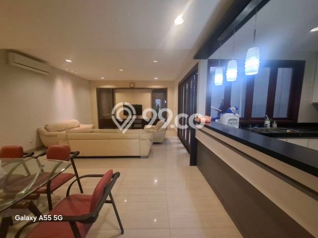 Rumah Premium kawasan Setra Duta, 4 KT, Area Tenang, Luas 144m² LB 320m² Rumah Premium kawasan Setra Duta, 4 KT, Area Tenang, Luas 144m² LB 320m²