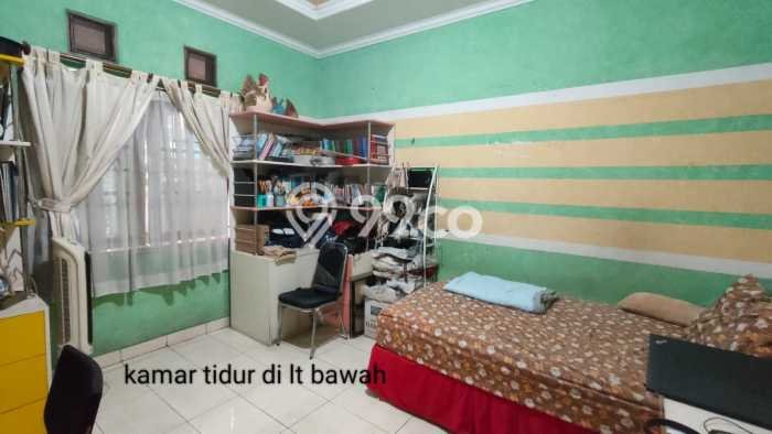 Siap Huni Rumah Mewah 4 Kamar di Batununggal Dekat ke Mana Pun Siap Huni Rumah Mewah 4 Kamar di Batununggal Dekat ke Mana Pun