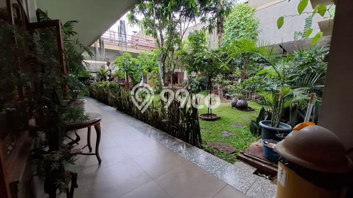 Hunian Elit LB 800m2 Siap Huni Desain Elegan di Cihanjuang, Bandung Hunian Elit LB 800m2 Siap Huni Desain Elegan di Cihanjuang, Bandung