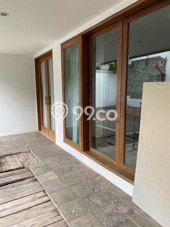 Rumah Luxury Modern Tanpa Renovasi di Setiabudi Bandung Rumah Luxury Modern Tanpa Renovasi di Setiabudi Bandung