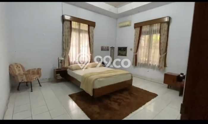 For Sale! Luxury House LT 901m2 Desain Elegan di Gunung Batu For Sale! Luxury House LT 901m2 Desain Elegan di Gunung Batu