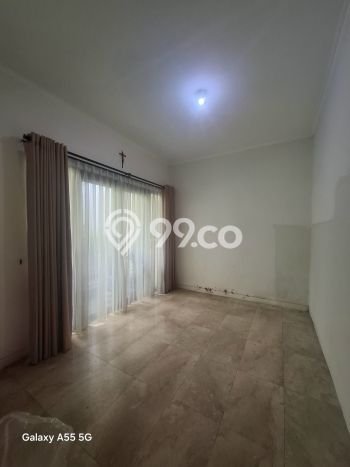Jarang Ada! Rumah Sewa 4 Kamar Nyaman Siap Huni Setiabudi Jarang Ada! Rumah Sewa 4 Kamar Nyaman Siap Huni Setiabudi