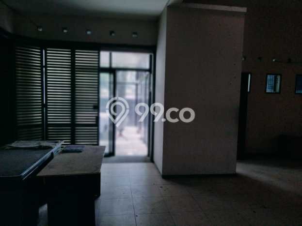 SPECIAL OFFER! Rumah area Burangrang, 2 KM, Lingkungan Asri, Luas 175m2m² LB 275m2m² SPECIAL OFFER! Rumah area Burangrang, 2 KM, Lingkungan Asri, Luas 175m2m² LB 275m2m²