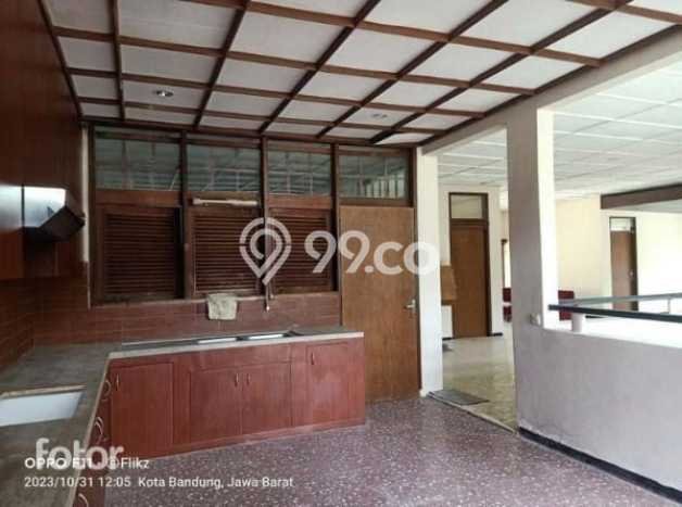 Rumah Luxury Modern Siap Huni di Setra Sari Bandung Rumah Luxury Modern Siap Huni di Setra Sari Bandung