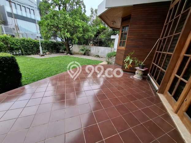 Ready to Use! Luxury House LT 600m2 Desain Elegan di Setiabudi Ready to Use! Luxury House LT 600m2 Desain Elegan di Setiabudi