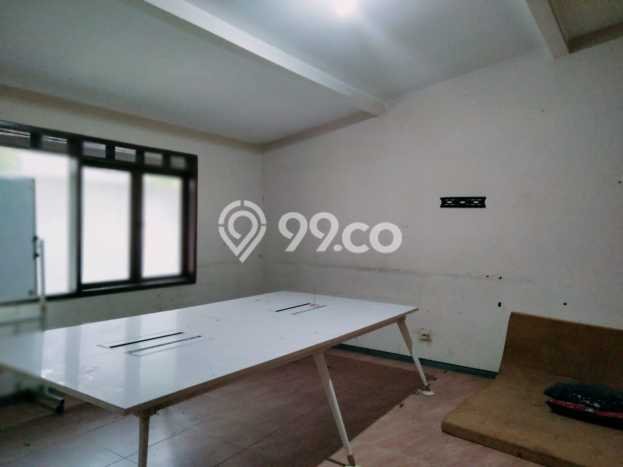 SPECIAL OFFER! Rumah area Burangrang, 2 KM, Lingkungan Asri, Luas 175m2m² LB 275m2m² SPECIAL OFFER! Rumah area Burangrang, 2 KM, Lingkungan Asri, Luas 175m2m² LB 275m2m²