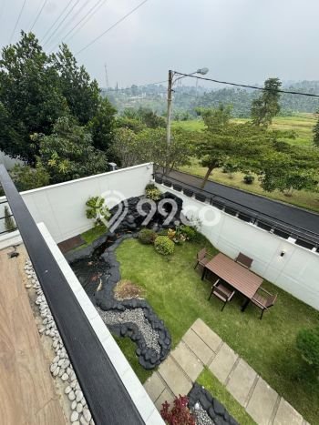 Ready to Use! Luxury House LT 450m2 Desain Elegan di Setiabudi Ready to Use! Luxury House LT 450m2 Desain Elegan di Setiabudi