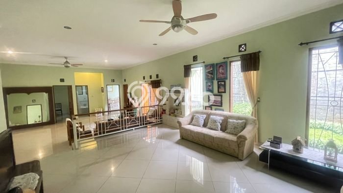 Jarang Ada! Rumah Sewa 3 Kamar Bagus Siap Huni Setiabudi Jarang Ada! Rumah Sewa 3 Kamar Bagus Siap Huni Setiabudi