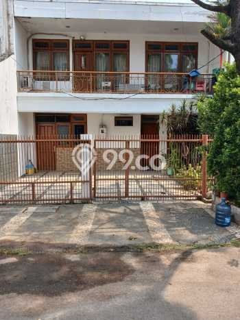 Disewakan! Rumah 3 Kamar Tidur &
2 Kamar Mandi di Pulomas, Jakarta Timur Disewakan! Rumah 3 Kamar Tidur &
2 Kamar Mandi di Pulomas, Jakarta Timur