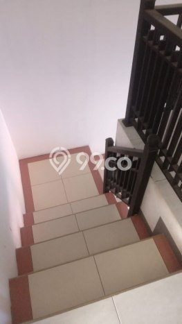 Rumah Kost untuk Dijual di Cigadung Punya 8 Kamar Rumah Kost untuk Dijual di Cigadung Punya 8 Kamar