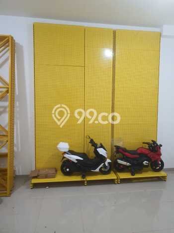 Gudang di Cimone, Luas 572m², Area Komersial, Dekat Cimone, Tangerang, Tangerang Gudang di Cimone, Luas 572m², Area Komersial, Dekat Cimone, Tangerang, Tangerang