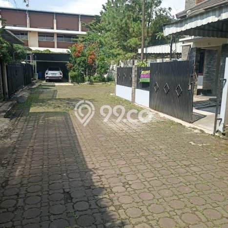 For Sale Rumah 4 Kamar Lokasi Ideal Nyaman dan Strategis di Kiaracondong For Sale Rumah 4 Kamar Lokasi Ideal Nyaman dan Strategis di Kiaracondong