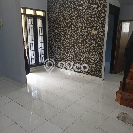For Sale Rumah 4 Kamar Lokasi Ideal Nyaman dan Strategis di Kiaracondong For Sale Rumah 4 Kamar Lokasi Ideal Nyaman dan Strategis di Kiaracondong